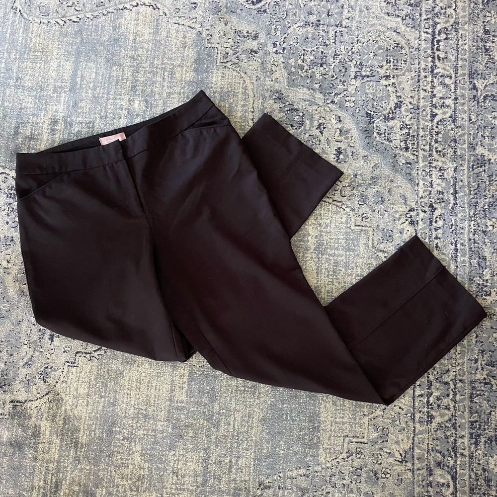 Chico’s Black Pants 1 Short